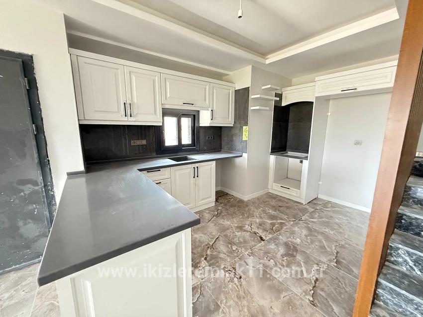 2+1 Bedroom Villa For sale in Atatürk Nbh. Seferihisar Doğanbey - 185 m²