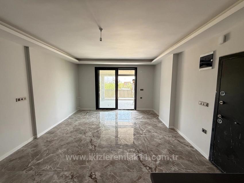 2+1 Bedroom Villa For sale in Atatürk Nbh. Seferihisar Doğanbey - 185 m²