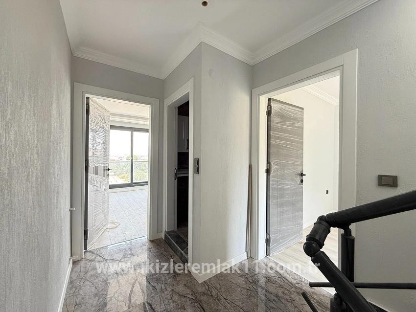 2+1 Bedroom Villa For sale in Atatürk Nbh. Seferihisar Doğanbey - 185 m²