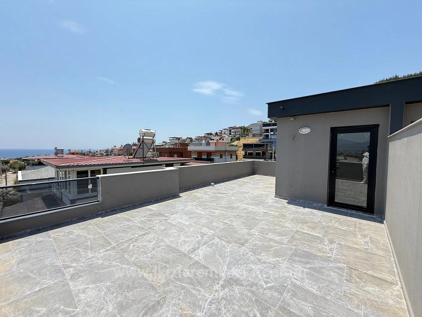 2+1 Bedroom Villa For sale in Atatürk Nbh. Seferihisar Doğanbey - 185 m²