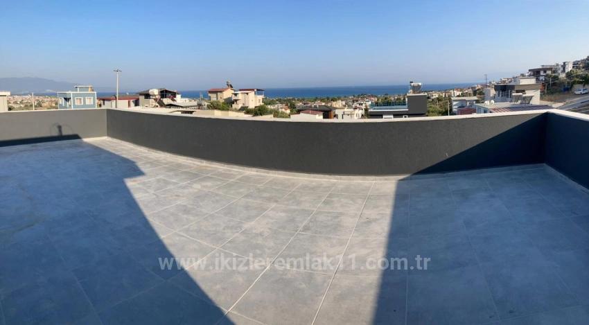 Fully Detached Luxury 3+1 Villa For Sale In Seferihisar Doğanbey