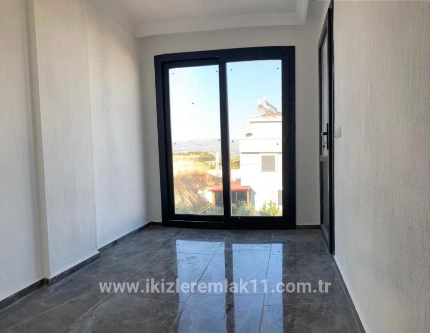 3+1 Bedroom Villa For sale in Atatürk Nbh. Seferihisar Doğanbey - 200 m²