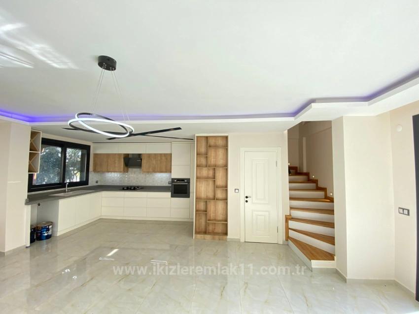 Brand New Detached 3+1 Villa For Sale By The Sea In Doğanbey