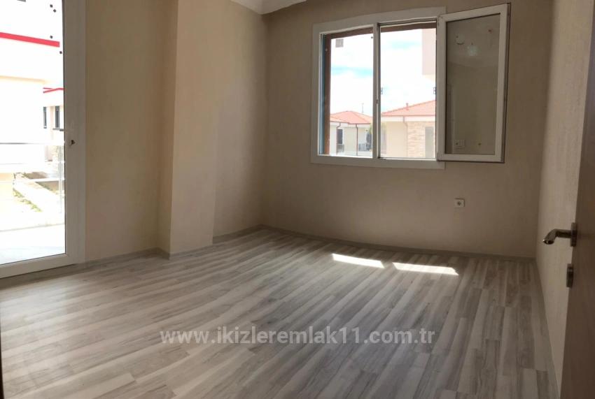 3+1 Brand New Detached Villa For Sale In Seferihisar Doğanbey