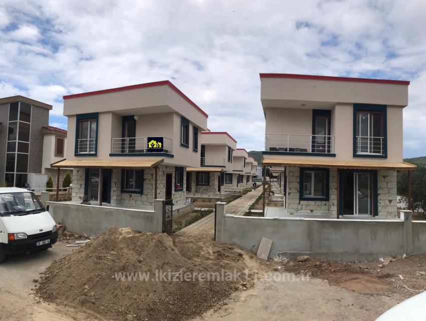 3+1 Brand New Detached Villa For Sale In Seferihisar Doğanbey