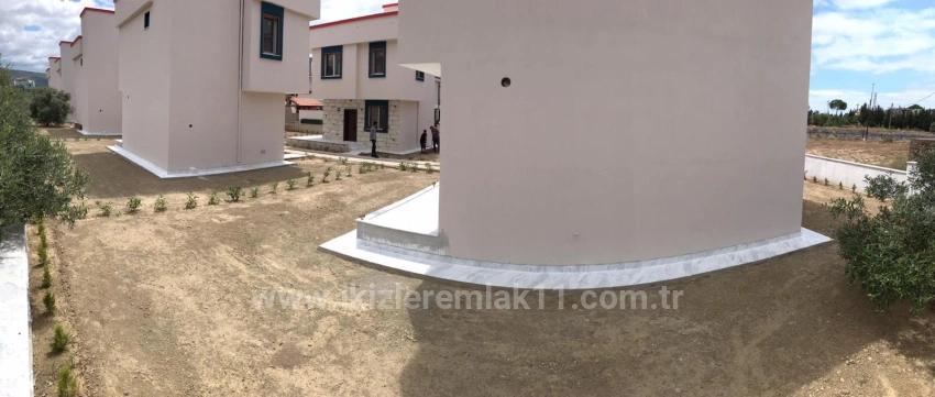 3+1 Brand New Detached Villa For Sale In Seferihisar Doğanbey
