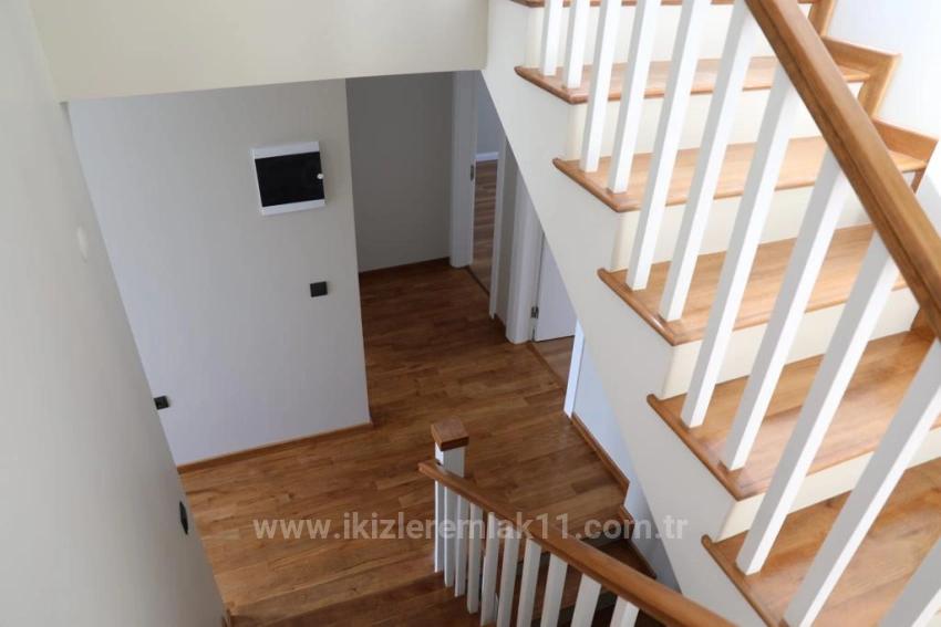 750 Square Meters 4 + 2 Private Pool Luxury Villa For Sale In Izmir Seferihisar Düzce