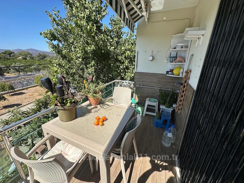 2+1 Apartment For Sale In Seferihisar Ürkmez Center, Close To The Sea