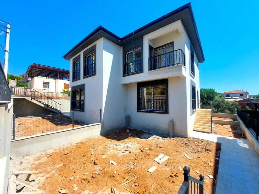 2+1 Bedroom Villa For sale in Payamlı Nbh. Seferihisar Doğanbey - 150 m²