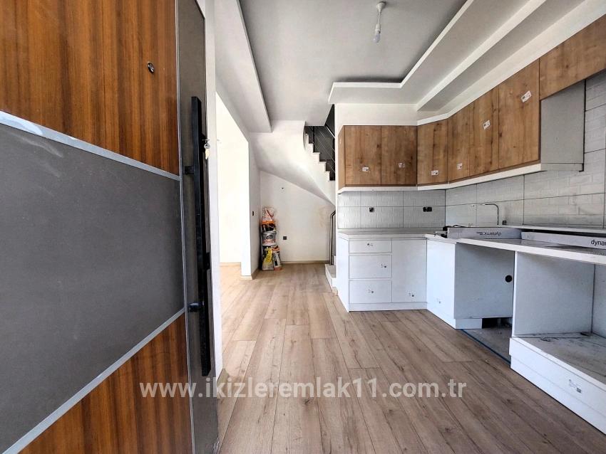 2+1 Bedroom Villa For sale in Payamlı Nbh. Seferihisar Doğanbey - 150 m²