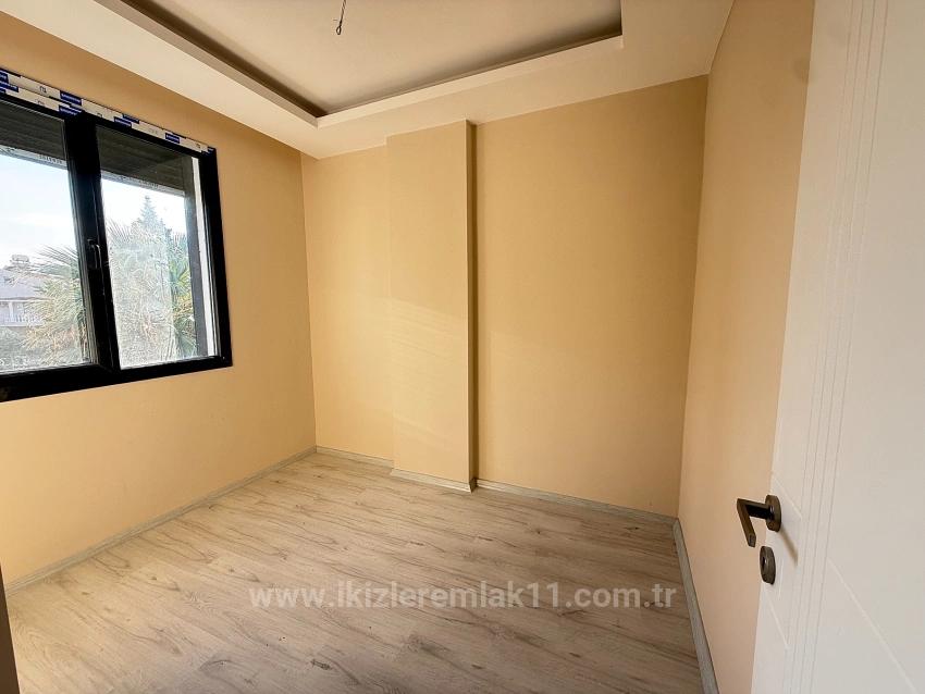 3+1 Duplex Villa With New Garden For Sale In Seferihisar Doğanbey