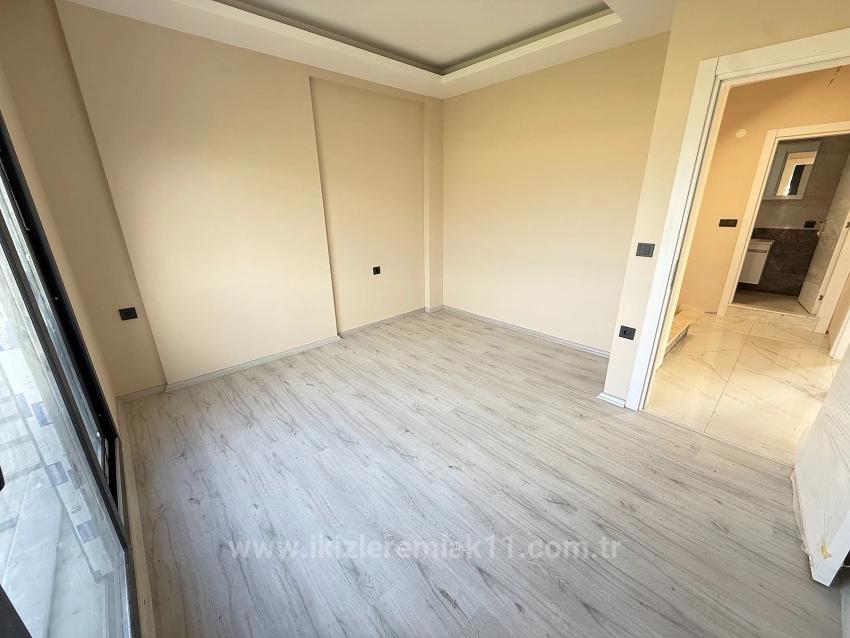 3+1 Duplex Villa With New Garden For Sale In Seferihisar Doğanbey