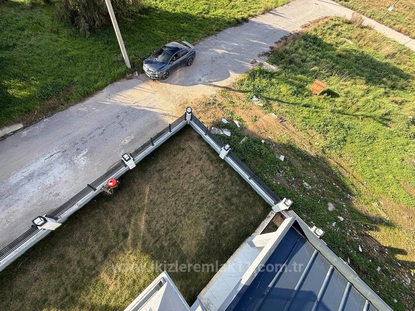 3+1 Duplex Villa With New Garden For Sale In Seferihisar Doğanbey