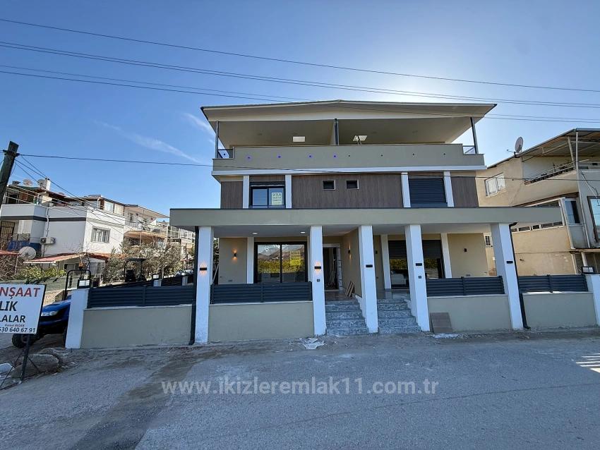 Luxury Brand New 3+1 Villa With Garden For Sale Near The Sea In Doğanbey, Seferihisar.