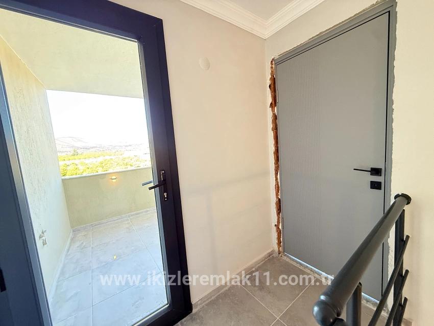 3+1 Bedroom Villa For sale in Cumhuriyet Nbh. Seferihisar Doğanbey - 170 m²