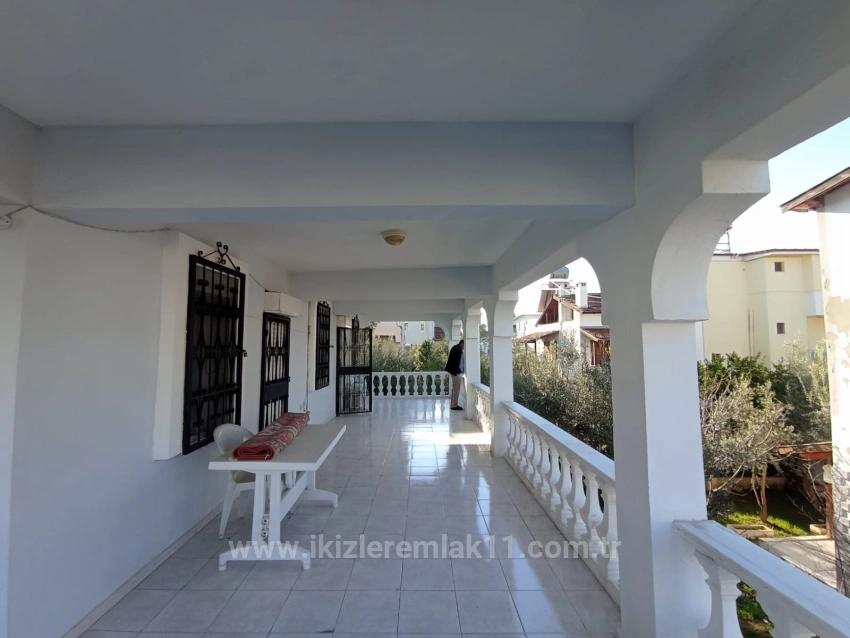 Detached 6+1 Villa With Garden For Sale In Doğanbey, Seferihisar