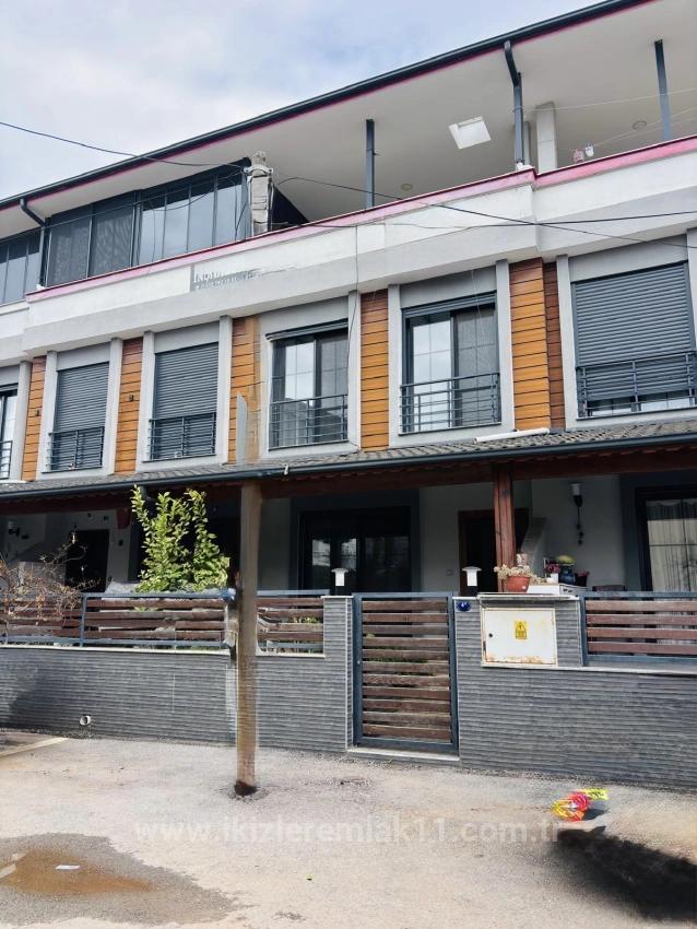 3+1 Duplex Villa For Sale In Seferihisar Doğanbey Center
