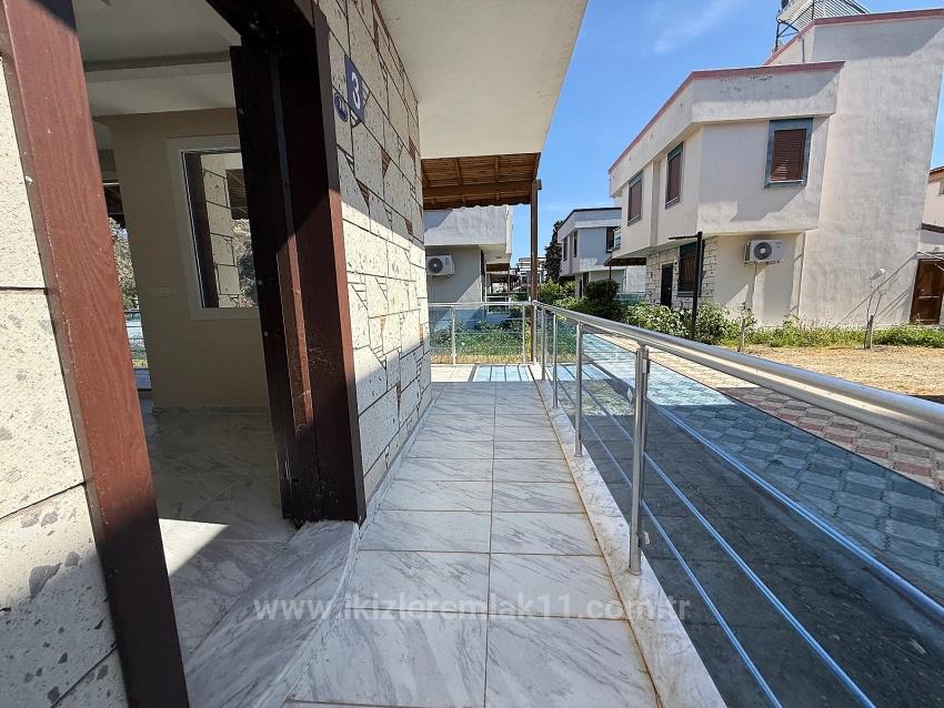 Single Detached 3+1 Villa With Large Garden For Sale In Seferihisar Doğanbey