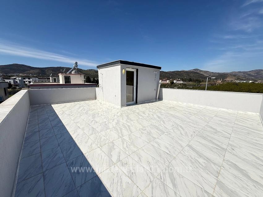 In Seferihisar Doğanbey, A Detached 3+1 Villa With A Large Garden For Sale