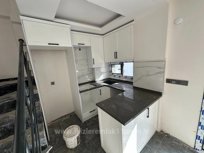 2+1 New Villa With Large Garden For Sale In Seferihisar Ürkmez