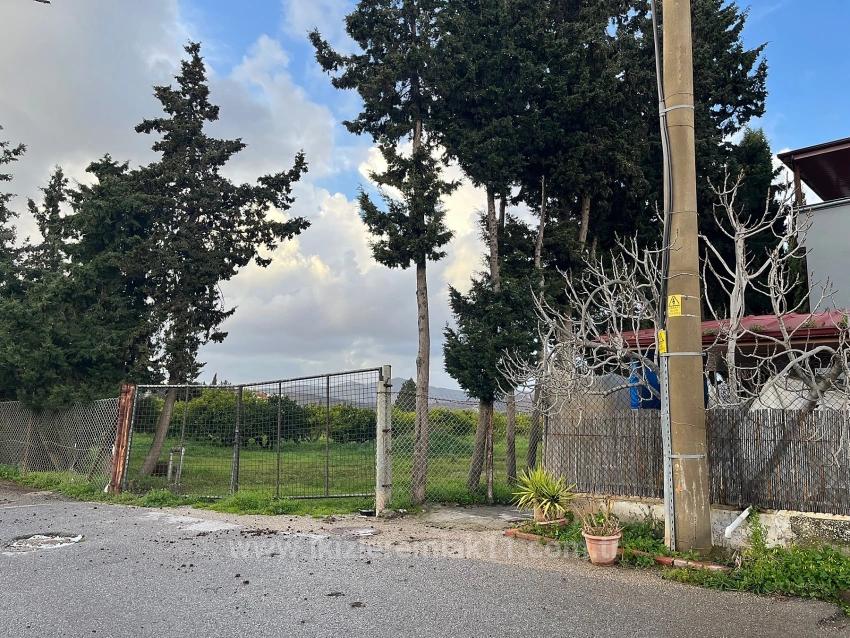 2+1 Mid-Floor Apartment For Sale In Seferihisar Ürkmez