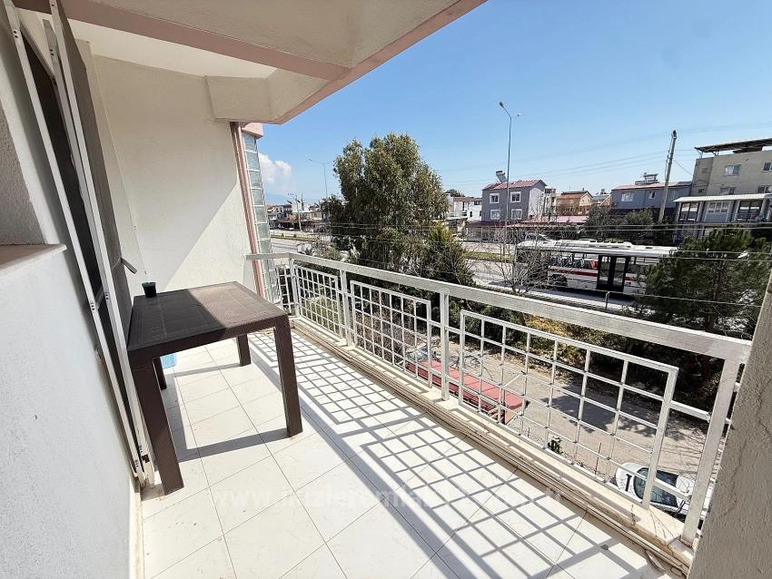 2+1 Mid-Floor Apartment For Sale In Seferihisar Ürkmez