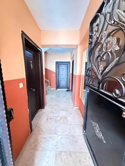 2+1 Apartment For Sale In Seferihisar Ürkmez Center, 80m2, 200m From The Sea.
