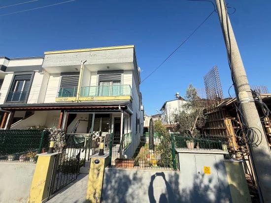 3+1 Villa With Garden For Sale Near The Sea In Doğanbey