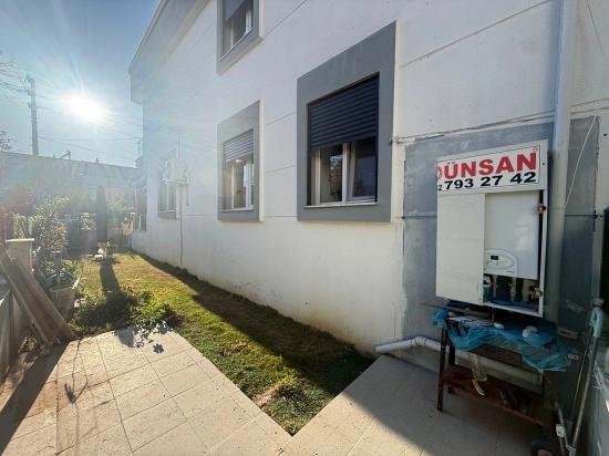 3+1 Villa With Garden For Sale Near The Sea In Doğanbey