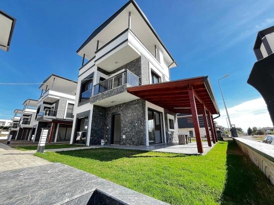 Brand New Detached 3+1 Villa With Private Pool For Sale In Doğanbey, Seferihisar.
