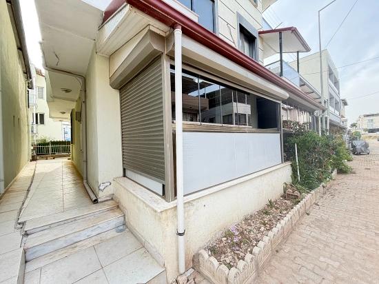 1+1 Ground Floor Apartment In Ürkmez, 100 Meters From The Sea, From İkizler.