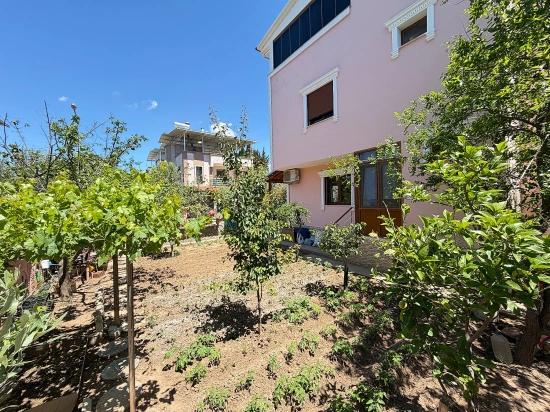 4+1 Detached Villa With Garden For Sale In Doğanbey, Seferihisar