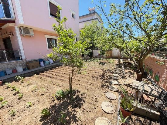 4+1 Detached Villa With Garden For Sale In Doğanbey, Seferihisar