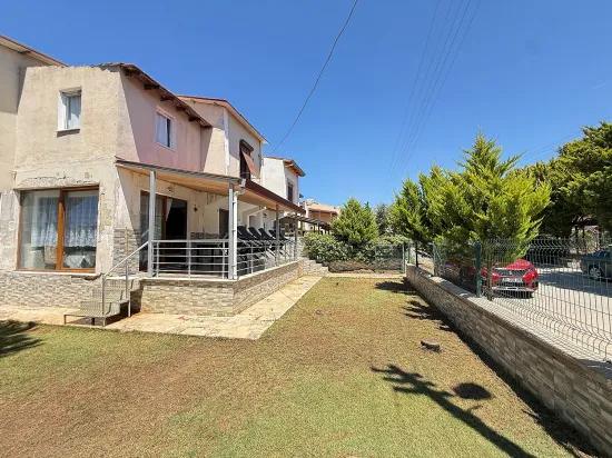 Seferihisar Doğanbey'de For Sale 3+1 50m From The Sea Garden Villa