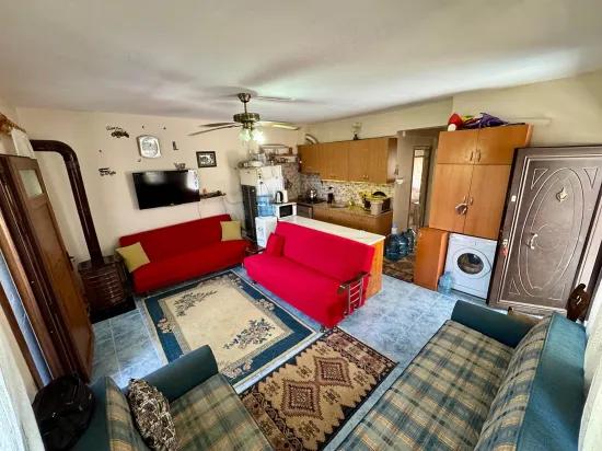In Doğanbey, For Sale Intermediate Floor 2+1 On The Sea Side 70 Metre² Flat