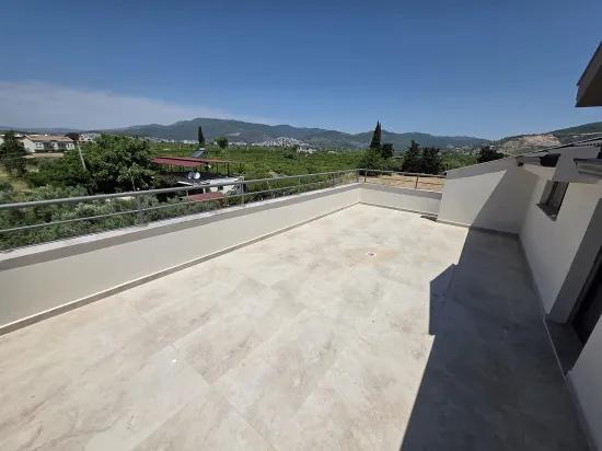 In Gümüldür İnönü Neighbourhood, 450 Metres To The Sea, Spacious Garden Zero 4+1!