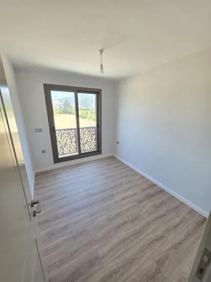In Gümüldür İnönü Neighbourhood, 450 Metres To The Sea, Spacious Garden Zero 4+1!