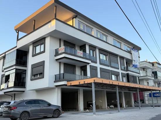 Seferihisar Ürkmez'de Zero 4+1 Duplex Lift Otoparklı To the sea 400 m