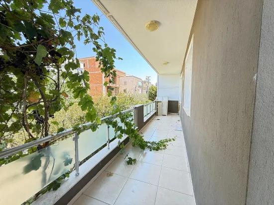 In Ürkmez, Seferihisar, 400m to the sea, cost‑free for sale 2+1 flat
