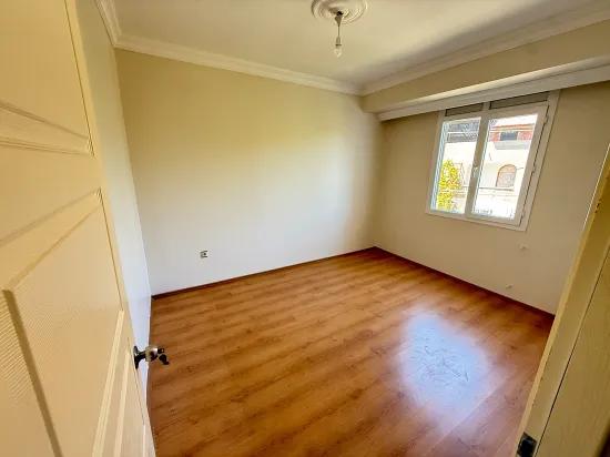 In Ürkmez, Seferihisar, 400m to the sea, cost‑free for sale 2+1 flat