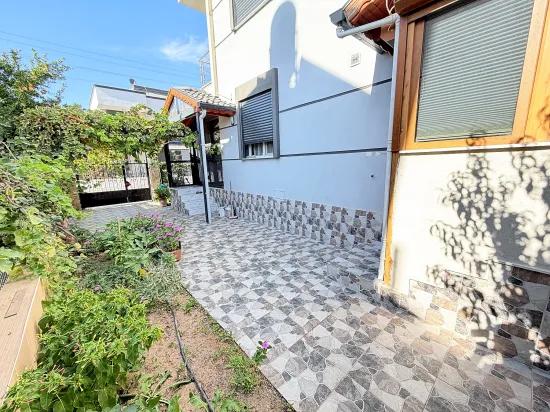 Ürkmez In Doğanbey Luxury-built, Spacious and Comfortable 3+1 Villa