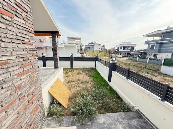 3+1 Detached Villa With Garden For Sale In Seferihisar Doğanbey Center