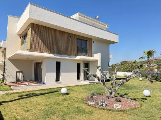 🏡 Seferihisar In Ürkmez Complex Inside Pool Zero Luxury Villa
