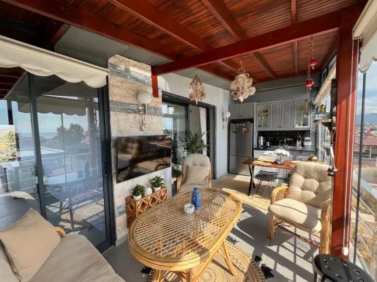 Seferihisar In Bengiler Sea Side, Pool Site For Sale 3+1 Duplex Flat!