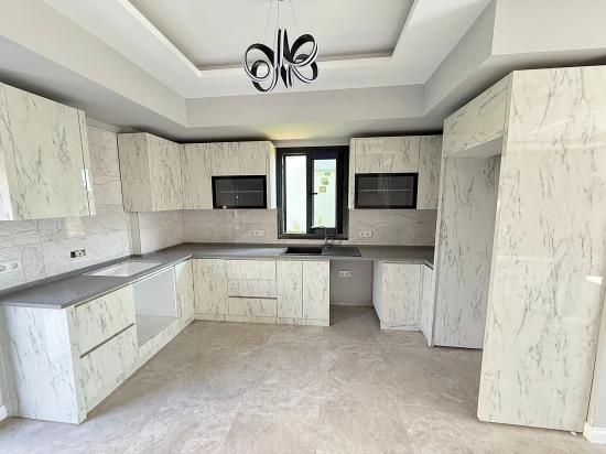 3+1 Duplex Summer House With Pool In Seferihisar Doğanbey
