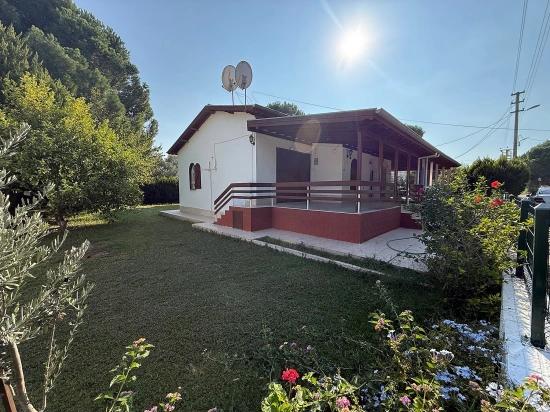 The Only Detached 2+1 Summer House For Sale In Seferihisar Doğanbey
