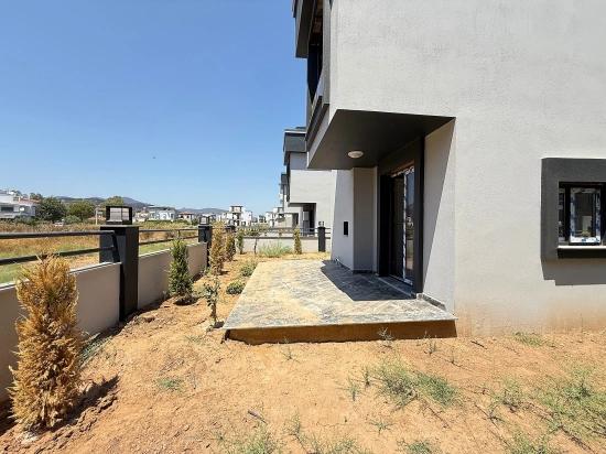 2 + 1 Villa With Detached Garden For Sale In Seferihisar Doğanbey