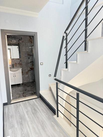 Single Detached 3+1 Duplex Villa On A 300 M2 Plot In Seferihisar Doğanbey