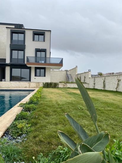 750 Square Meters 4 + 2 Private Pool Luxury Villa For Sale In Izmir Seferihisar Düzce