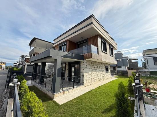 Brand New Luxury Detached Villa With Pool For Sale In Seferihisar Doğanbey